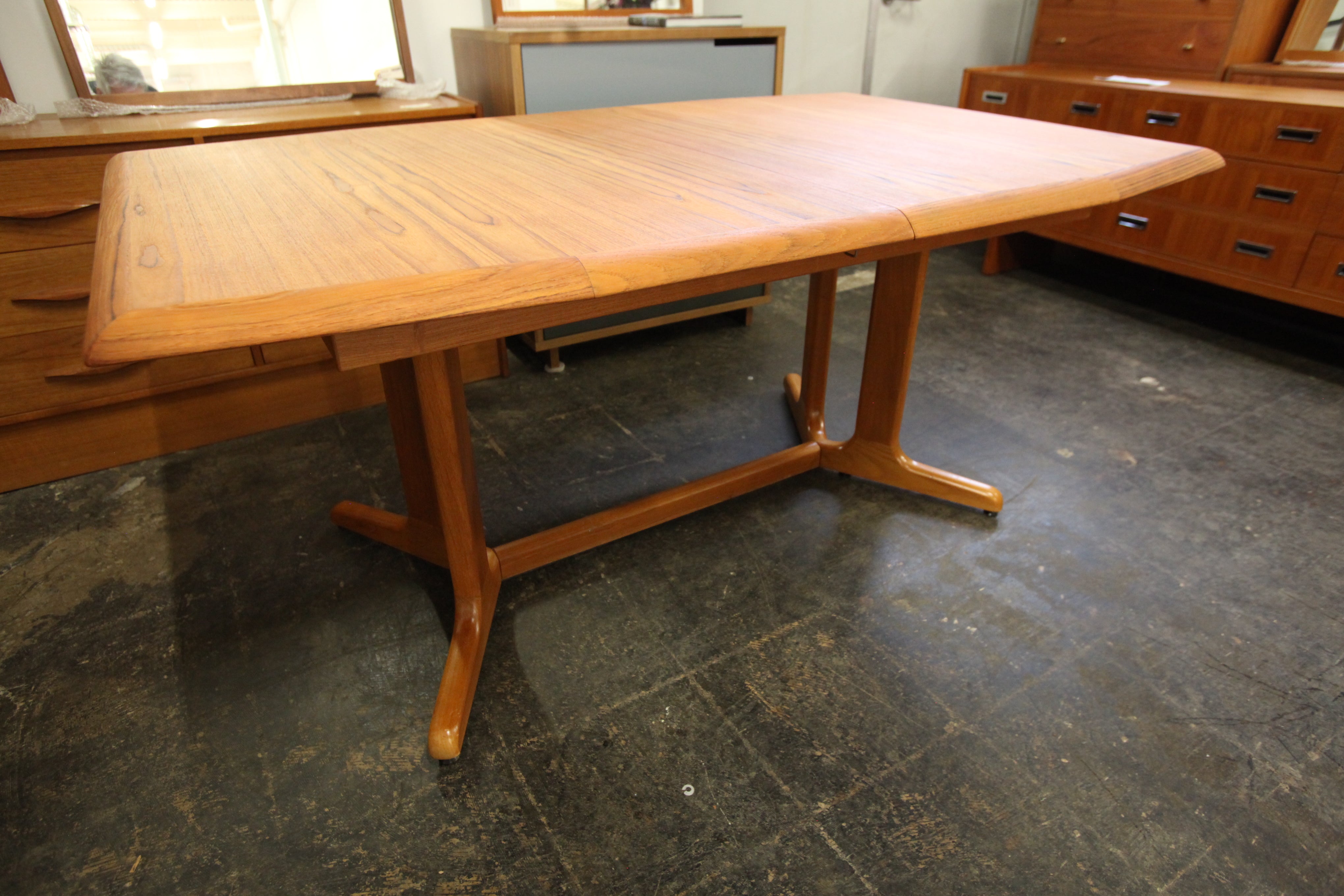 Beautiful Vintage Teak Dining Table w/ Two Leafs and Gear Assisted Opening