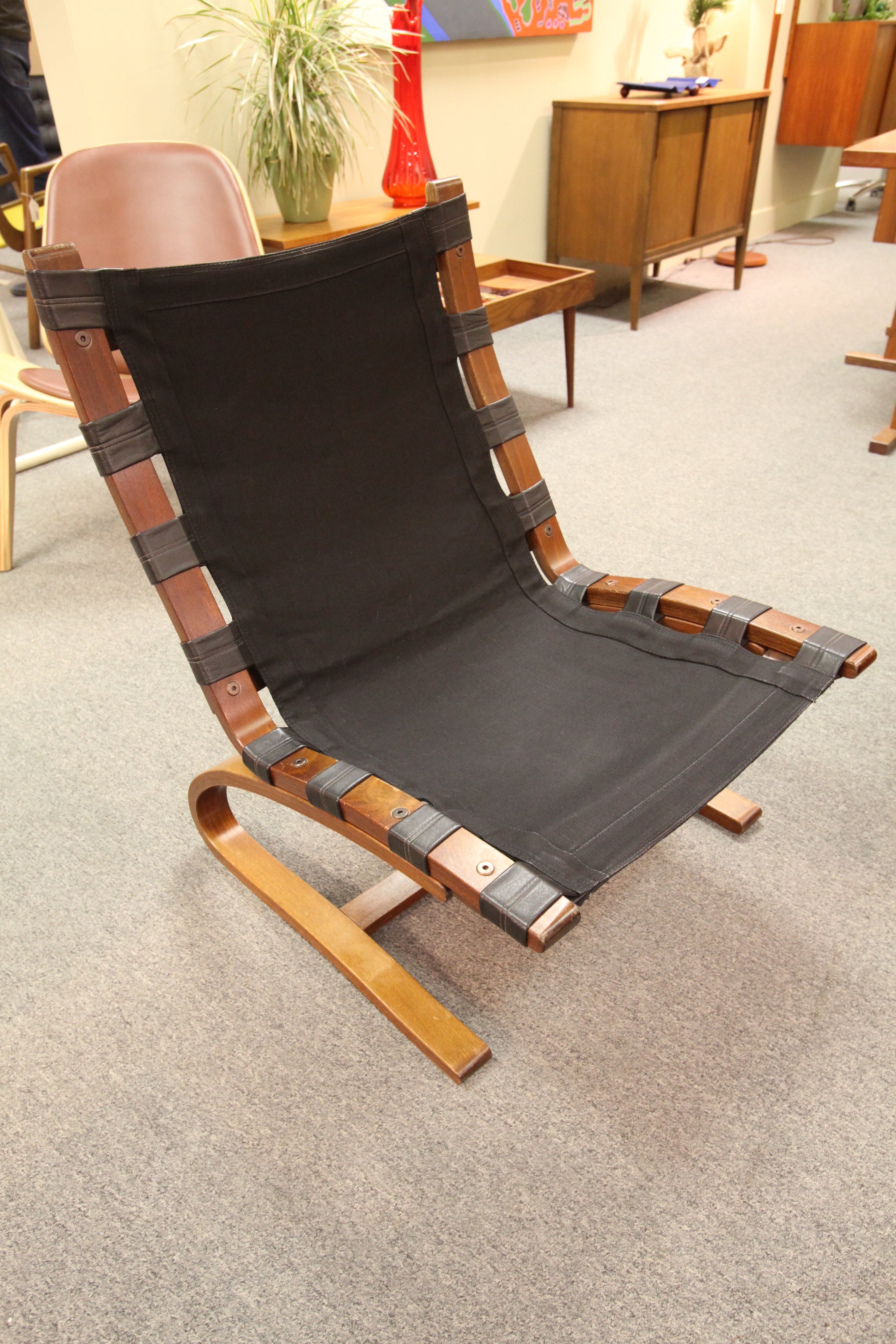 Vintage Leather Kengu Chair
