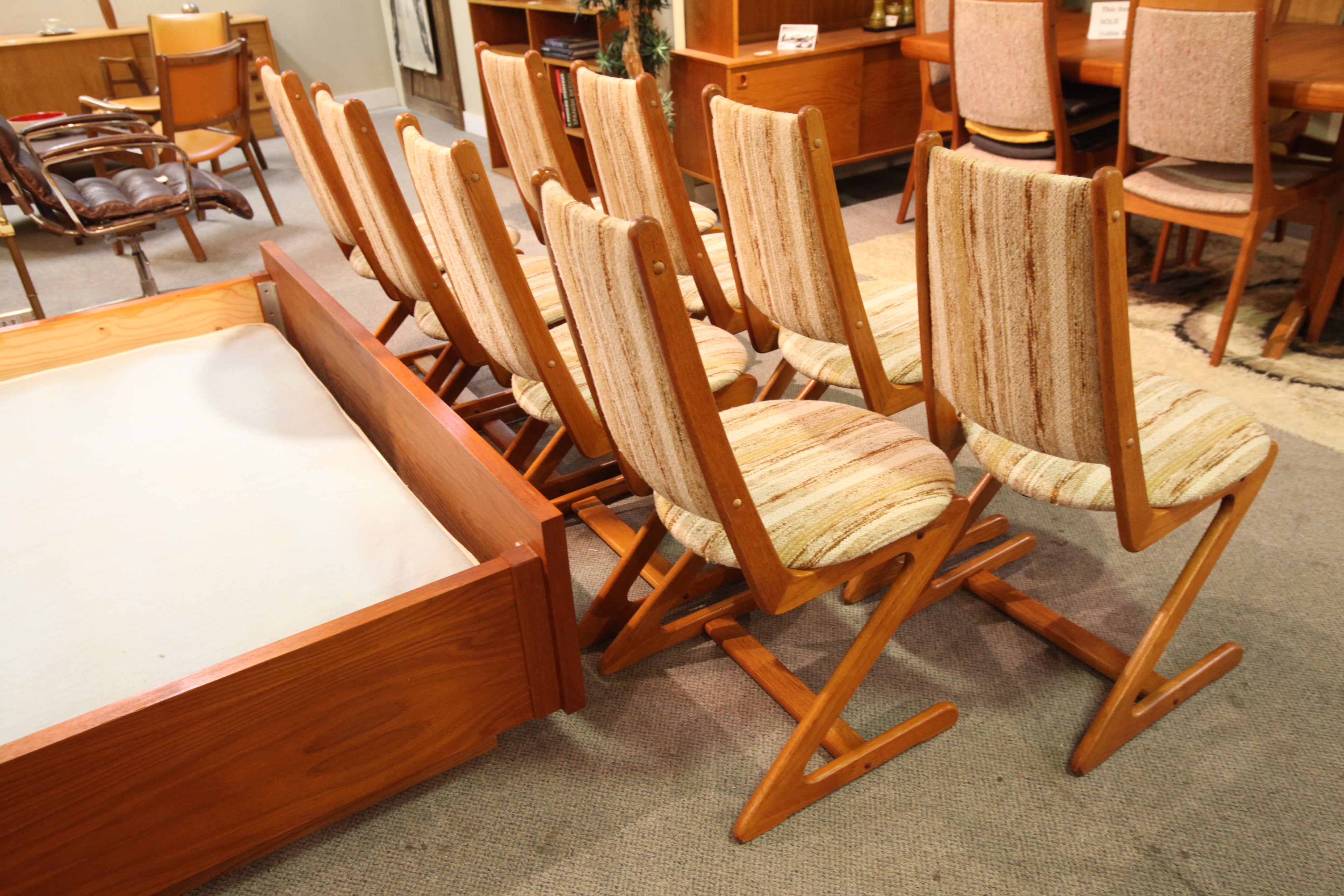 Set of 8 Very Unique Teak Dining Chairs (Perfect original upholstery)