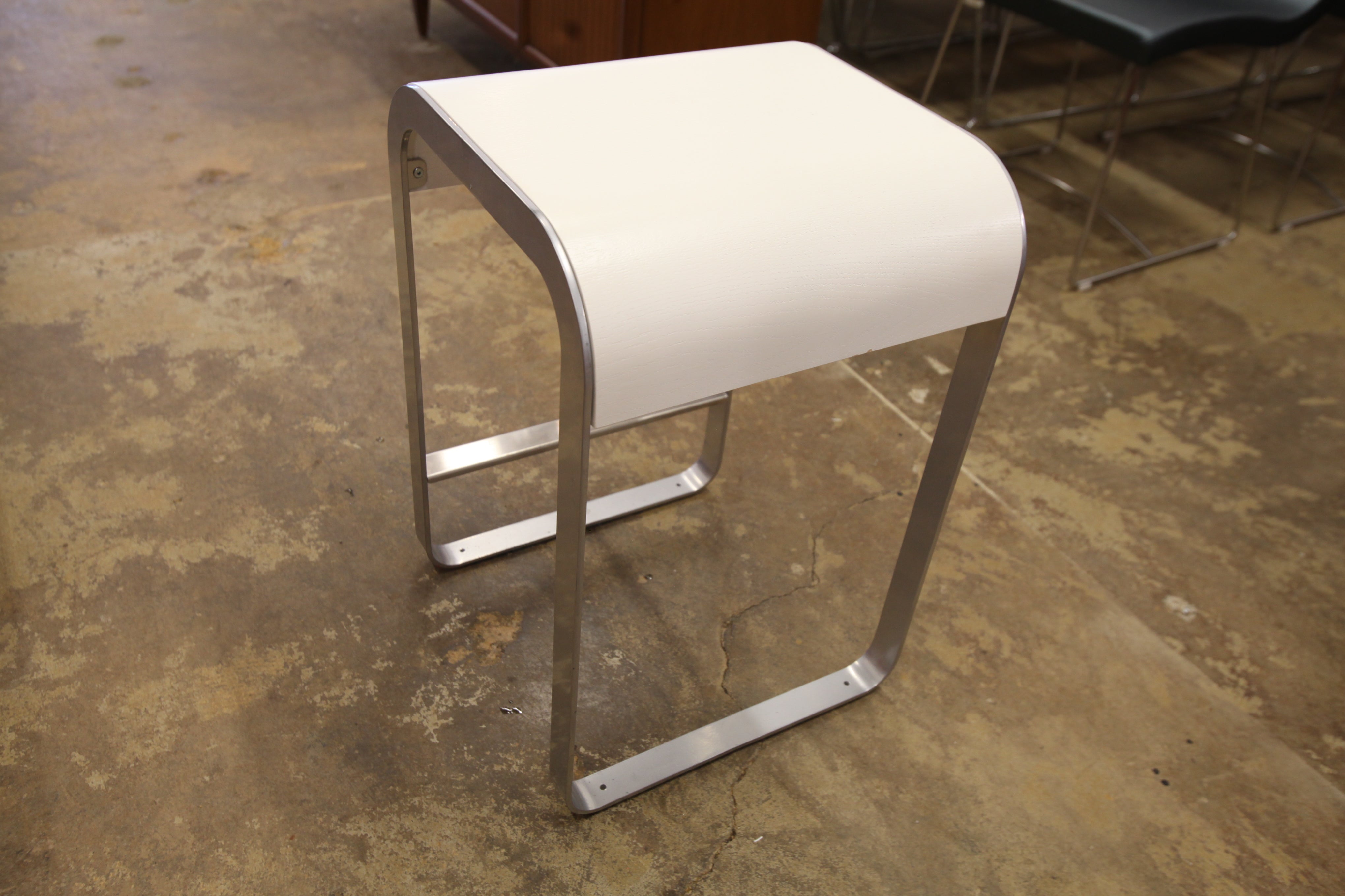 Vintage Metal/Wood Stool by Pure Design (white) (16" x 16" x 24"H)