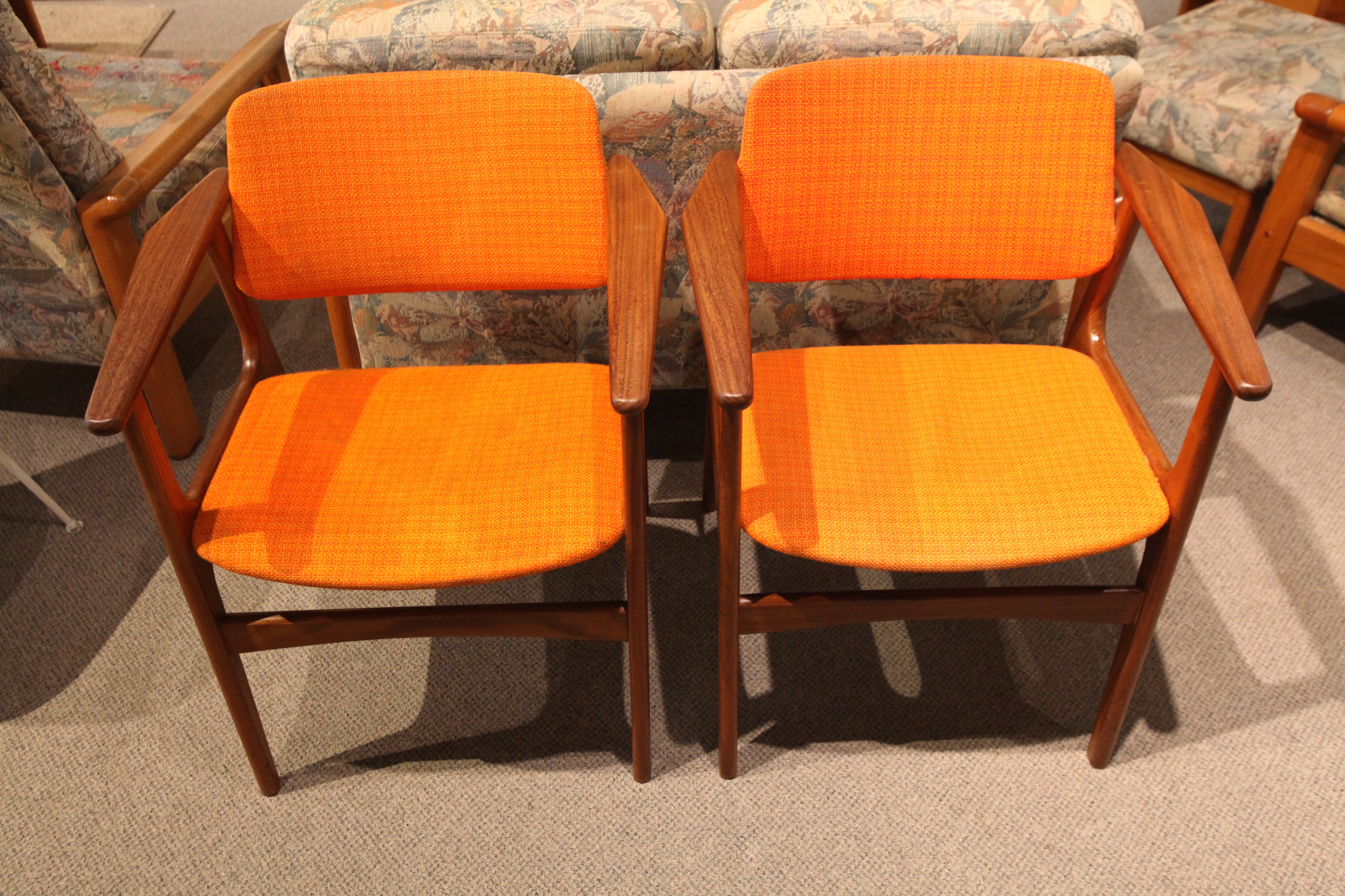 Vintage Walnut / Orange Arm Chair (24"W x 21"D x 31"H)