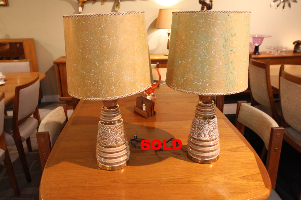 Set of 2 Vintage Lamps (25.75"H)
