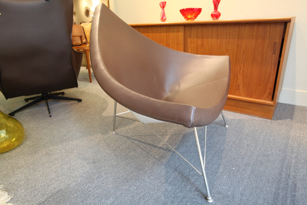 George Nelson Coconut Chair (Replica) 42"W x 33.5"H x 29"D)
