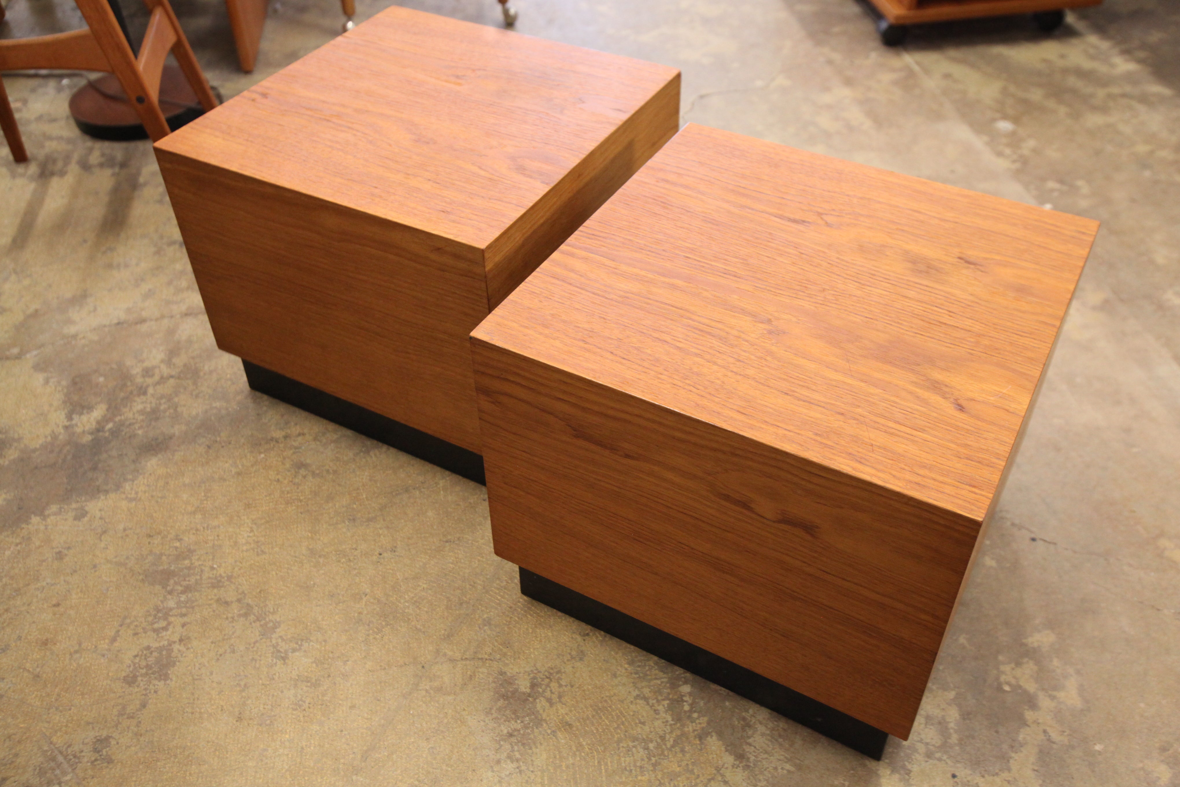 Set of 2 Vintage Teak Cube Side Tables (18" x 18" x 15"H)