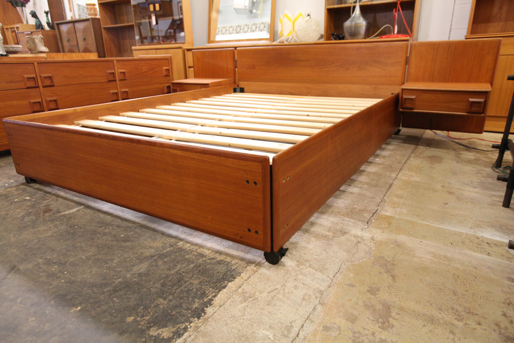Beautiful Vintage Teak Queen Bed w/ Floating Night Stands by Inter-Continental Design