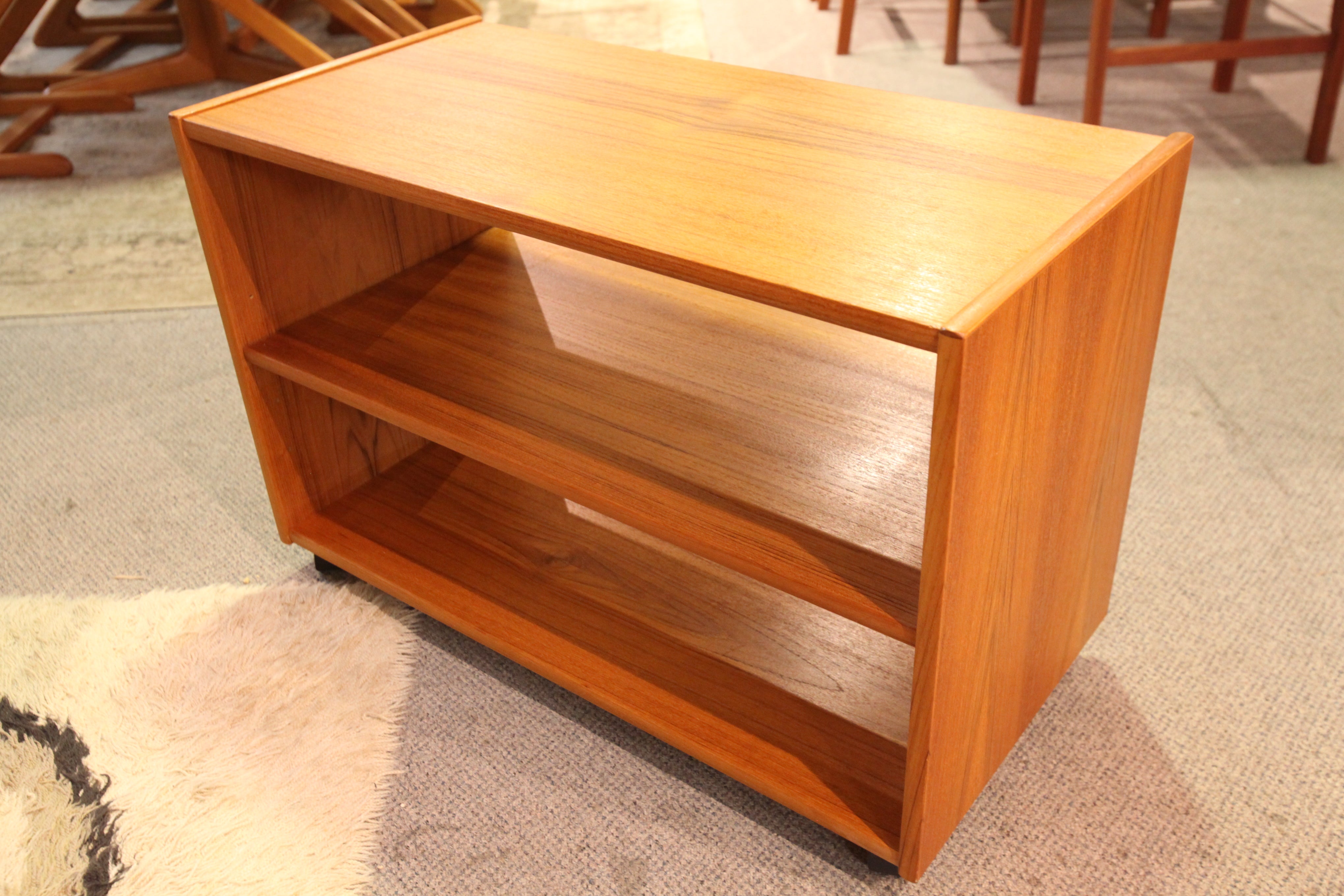 Vintage Teak Stereo / TV Stand on Casters (33" x 16" x 22"H)